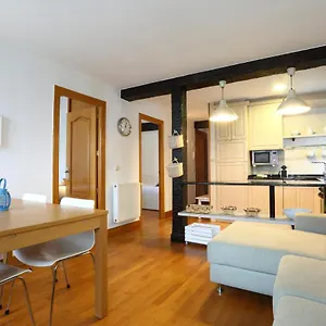 Mañuel By Smiling , Hondarribia España